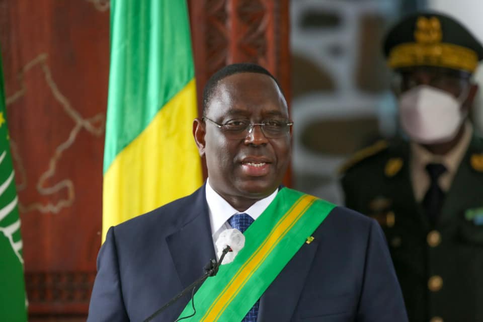 Le Président Macky Sall a été honoré à Moroni