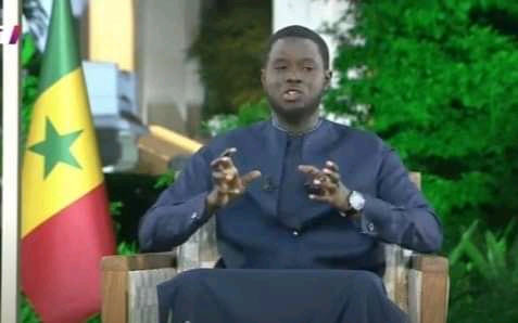 3 mois après son arrivée son accession au pouvoir suprême, le président de la République Bassirou Diomaye Faye, a accordé sa première interview à la presse sénégalaise. Faisant l&rsquo;état des lieux, le président fait des révélations détonantes, notamment sur les comptes quasiment au rouge, notamment à cause des contrats signés par son prédécesseur et d&rsquo;autres sur des secteurs stratégiques